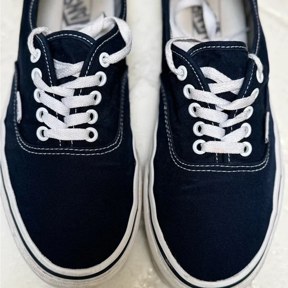 Vans Men's Navy Canvas Sneakers - Picture 6 of 9